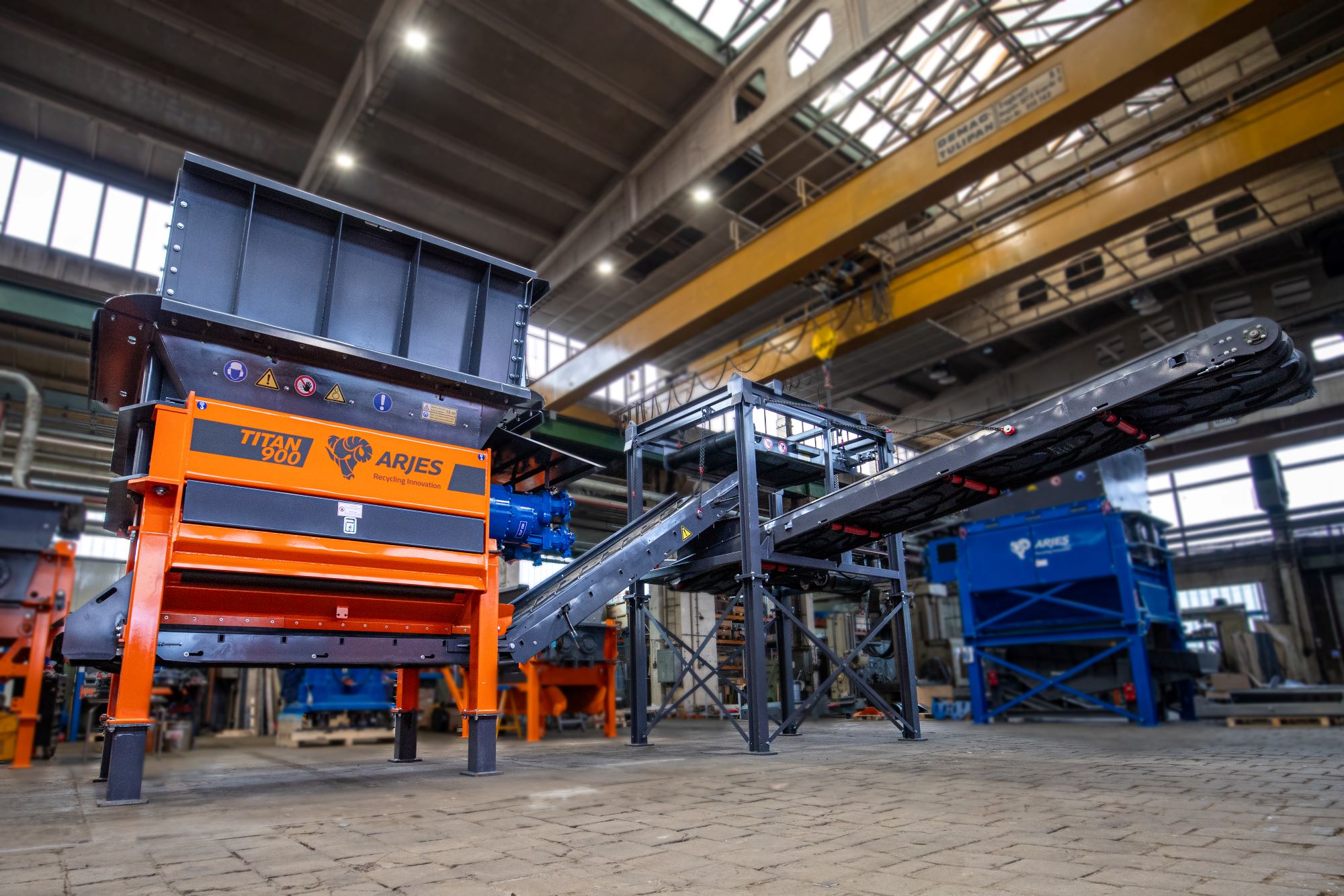 TITAN 900 e-pu /d-pu